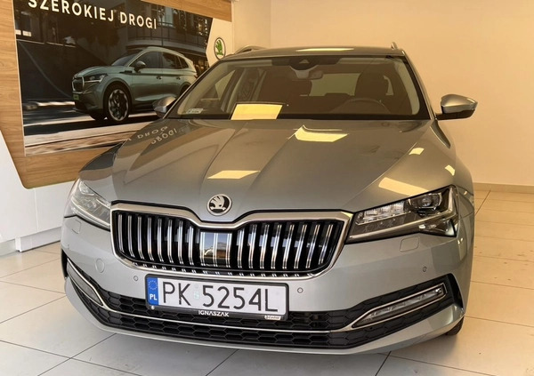 Skoda Superb cena 114500 przebieg: 114135, rok produkcji 2020 z Piła małe 172